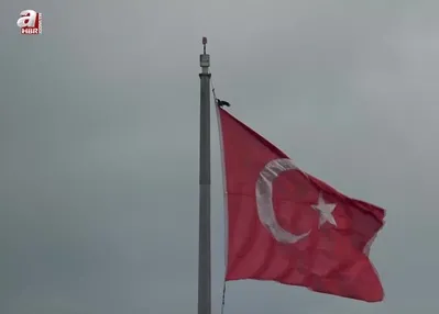 Karganın Türk bayrağı inadı