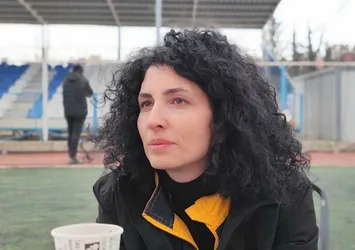 Deprem bölgesine giden gönüllü doktorun paylaşımı herkesi ağlattı: Kalbinin acısını sarmaya gelmiş