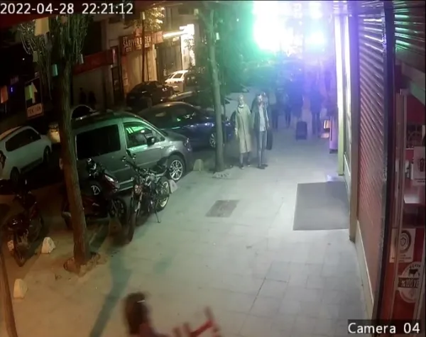Son dakika: İstanbul’da çiğköftecide dehşet! Çocukları darbedip bodruma kilitlediler - 2