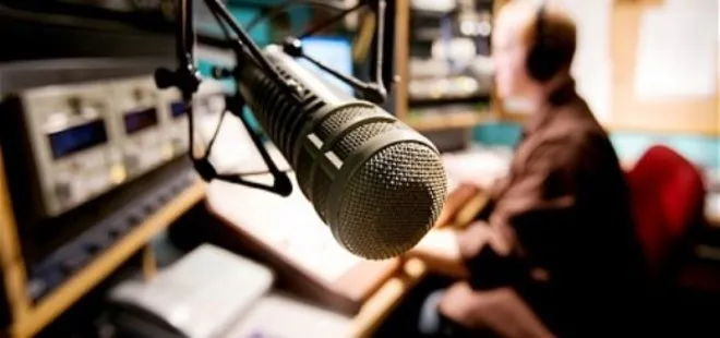 Dünyanın en uzun radyo tartışma programı başladı