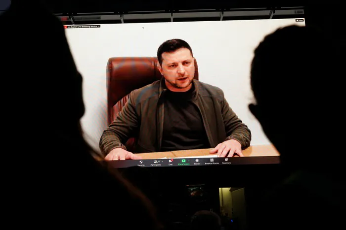 Son dakika: Ukrayna Devlet Başkanı Zelenskiy’den yeni açıklama: Çok yakında tehlike kalmayacak! Halkımıza geri dönün diyebileceğiz