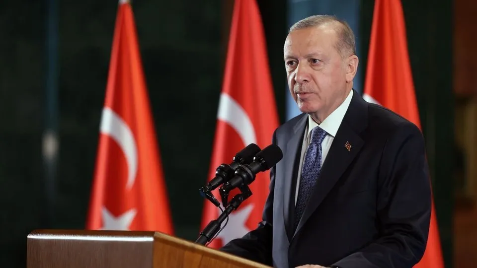 Başkan Recep Tayyip Erdoğan’ın, Koronavirüs testi pozitif çıktı | Başkan Erdoğan hamdolsun hastalığı hafif geçiriyoruz