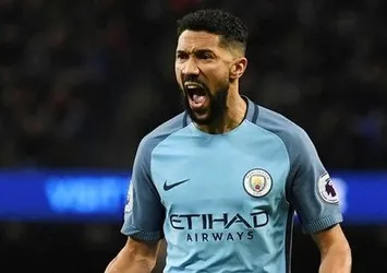 Galatasaray, Gael Clichy'nin transferinde sona geldi
