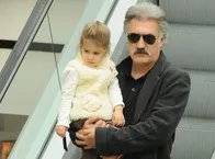 O artık piyano sanatçısı: Tamer Karadağlı'nın kızı Zeyno büyüdü