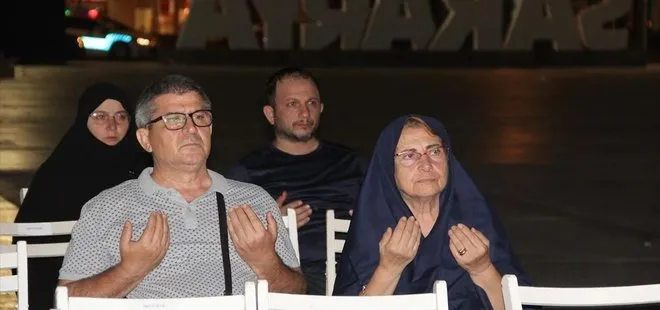 Sakarya ve Kocaeli'de depremde hayatını kaybedenler dualarla anıldı