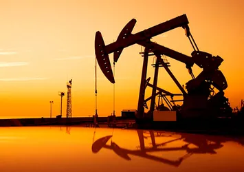 ABD'nin ham petrol stokları azaldı