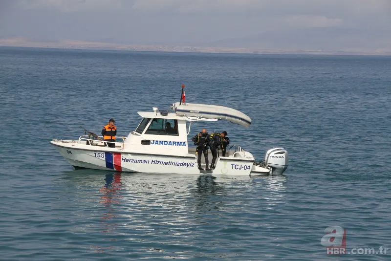 Mehmetçik Van Gölü'nde yaşayan ikinci balık türünü buldu 10
