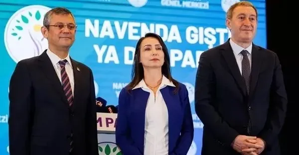 Özgür Özel’in elini öptüğü Türkiye düşmanı Pervin Chakar’dan skandal paylaşım!