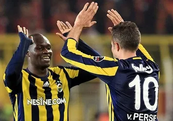 Fenerbahçe'nin gol umudu Sow ile Van Persie