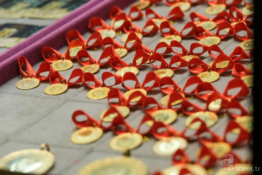 Gram, çeyrek fark etmez! Dev bankadan yeni rakam verildi: Altın almalı mı satmalı mı? 10