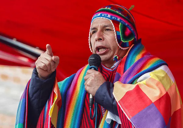 1670444019486.jpg Peru'da siyasi karmaşa: Cumhurbaşkanı Castillo gözaltına alındı - 5