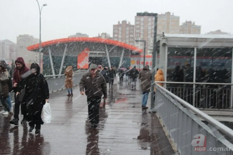 İstanbul'da kar yağışı ne zaman bitecek? Meteoroloji'den İstanbul, Sakarya, Kocaeli, Yalova için kar uyarısı! 21