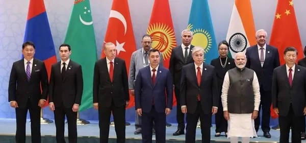 2022-baskan-erdoganin-yili-oldu-21-ulke-ziyareti-200den-fazla-telefon-gorusmesi-turkiye-ve-dunya-barisinda-etk-1672395667084.jpg 2022 Başkan Erdoğan'ın yılı oldu! 21 ülke ziyareti 200'den fazla telefon görüşmesi! Türkiye ve dünya barışında etkin rol oynadı - 5