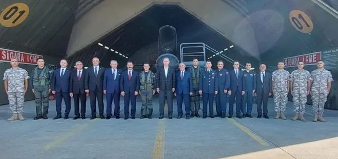 Başkan Erdoğan’dan Amasya protokolü ve pilotlarla hatıra fotoğrafı
