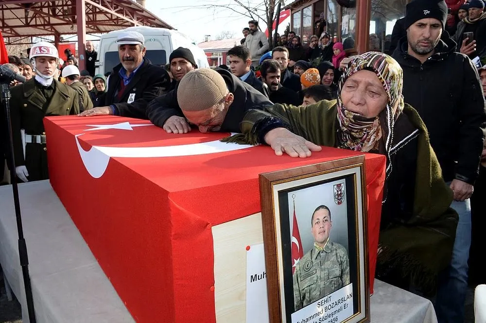 Fırat Kalkanı şehitlerimiz toprağa verildi - 2