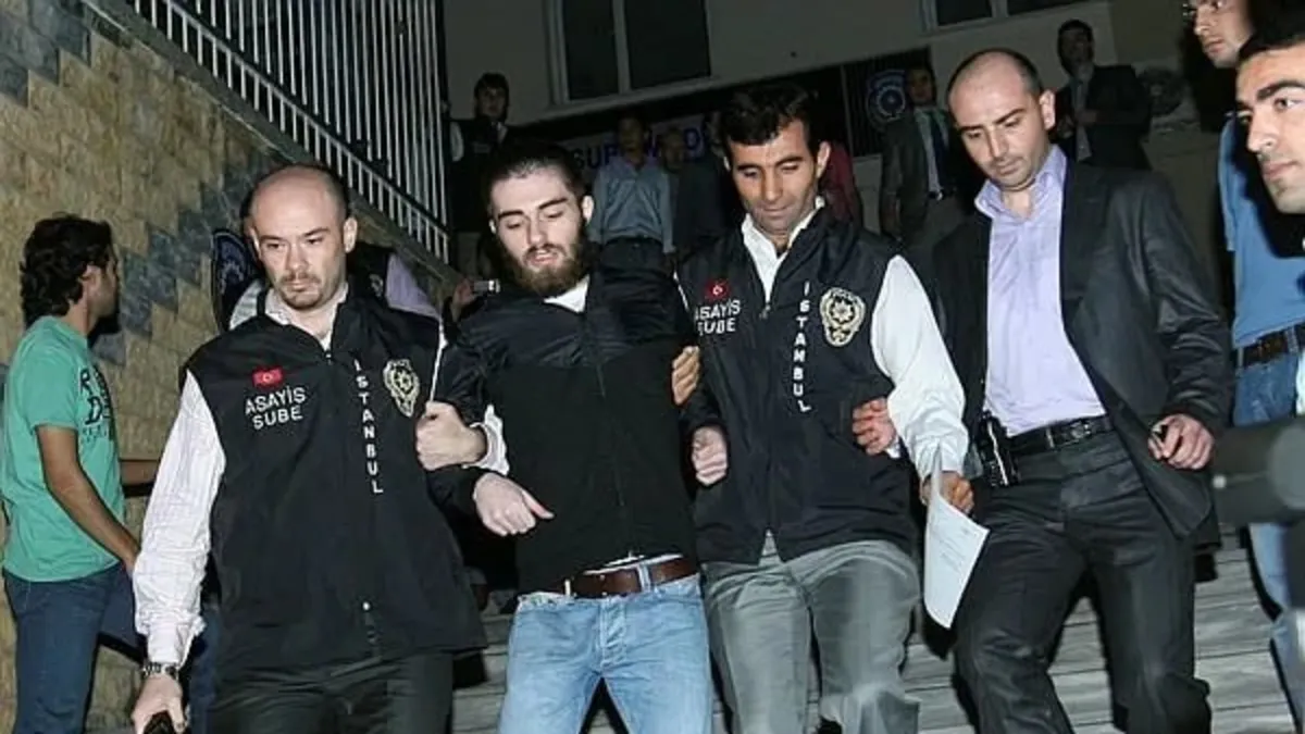 Garipoğlu'nun otopsi fotoğrafları | Garipoğlu'nun mezarı açılır mı? Soruşturmaya nasıl yansır?