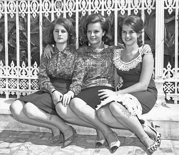 Sev Kardeşim’in Alev’i Hülya Koçyiğit’in kardeşi de Yeşilçam yıldızıymış! Meğer ablasından önce...