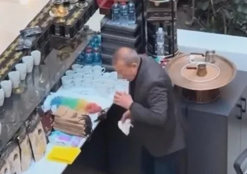 Fincanları tükürerek temizleyen kahveciden pişkin savunma