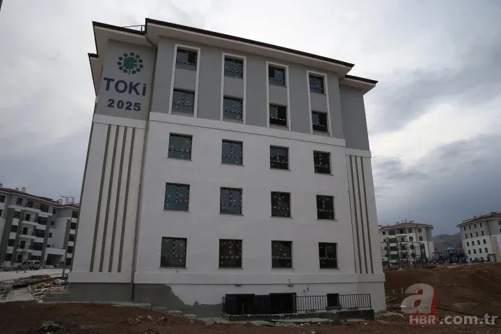 Asrın inşa seferberliğinde sona gelindi! 3 ayda 150 bin konut daha teslim edilecek 6