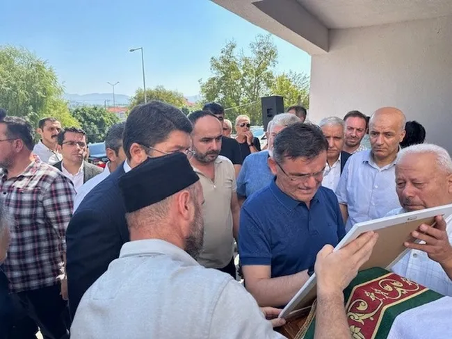 ak-parti-bartin-il-baskani-yasar-arslanin-oglu-motosiklet-kazasinda-can-verdi-son-paylasimi-yurek-yakti-1692646523381.jpg AK Parti Bartın İl Başkanı Yaşar Arslan'ın oğlu motosiklet kazasında can verdi! Son paylaşımı yürek yaktı - 2