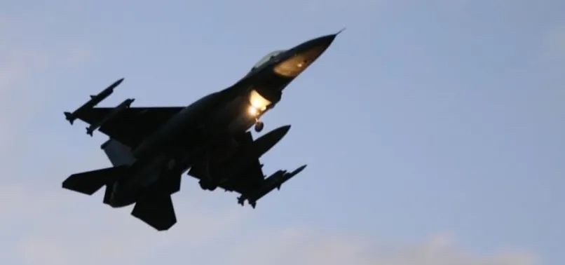 Türk jetleri askeri havaalanını vurdu!