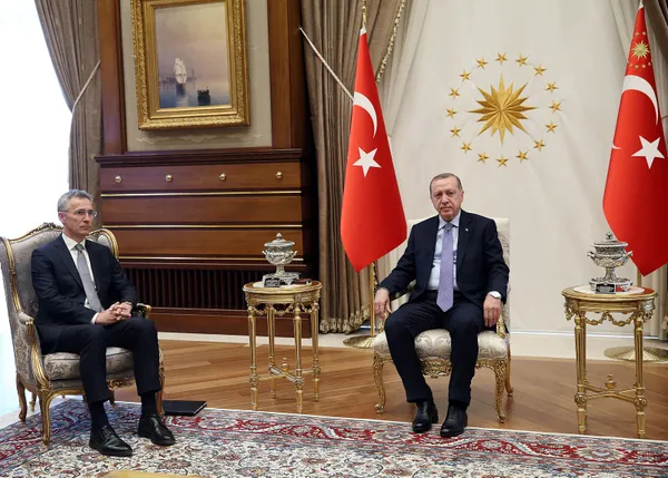 Son dakika: Başkan Erdoğan, NATO Genel Sekreteri Jens Stoltenberg ile görüştü - 1