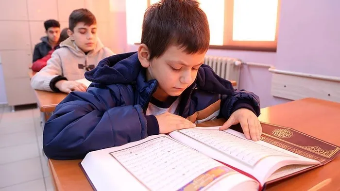 İmam Hatipli öğrencilerden Mehmetçik'e dua - 1