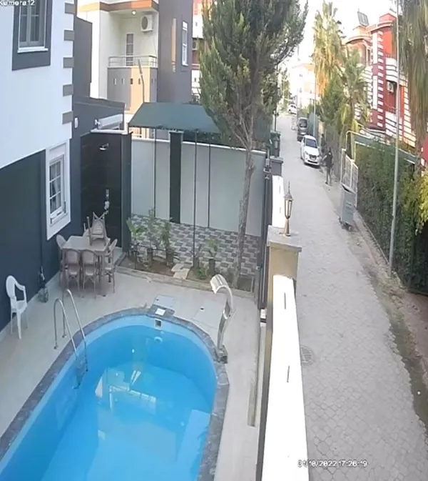 antalyada-akilalmaz-olay-barismak-icin-geldigi-arkadasini-ikinci-kez-silahla-yaraladi-1667631682916.jpg Antalya’da akılalmaz olay! Barışmak için geldiği arkadaşını ikinci kez silahla yaraladı - 1