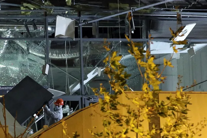 Son dakika: Atina’da mahkemeye bombalı saldırı