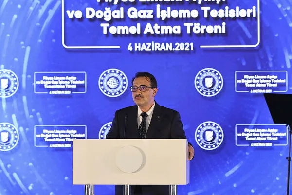 Enerji ve Tabii Kaynaklar Bakanı Fatih Dönmez Karadeniz gazı için tarih verdi