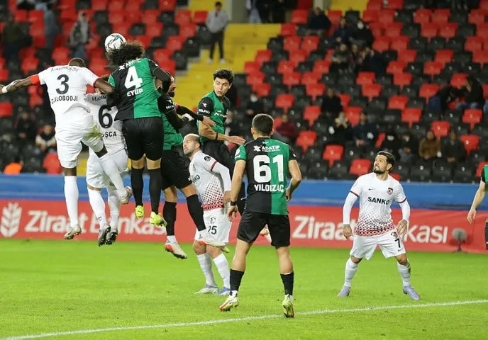 Gaziantep FK 3-1 Sakaryaspor maç sonucu (GOLLERİ İZLE) - Ziraat Türkiye Kupası - 2