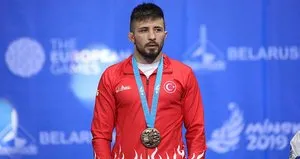 Süleyman Atlı gümüş madalya kazandı