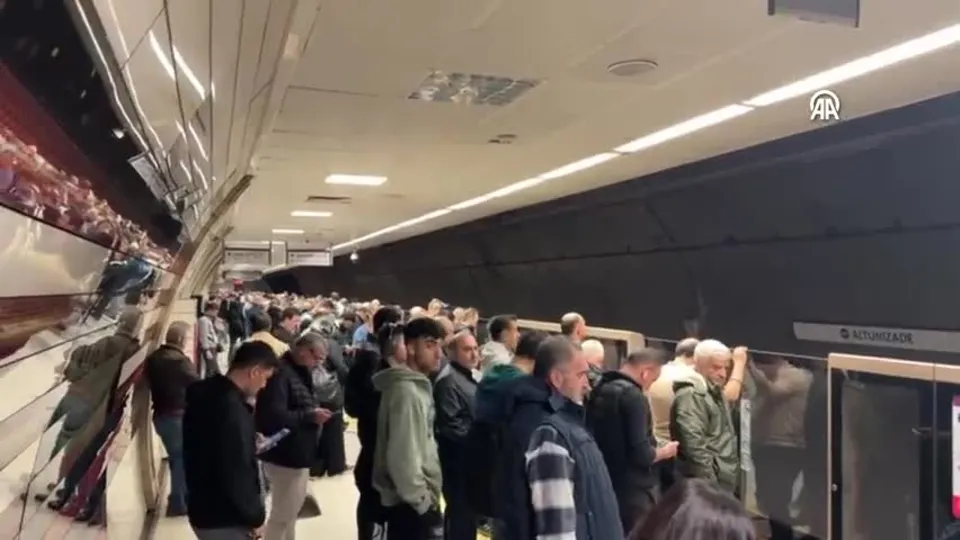 Üsküdar-Samandıra Metro Hattı’ndaki arıza 27 saattir giderilemedi