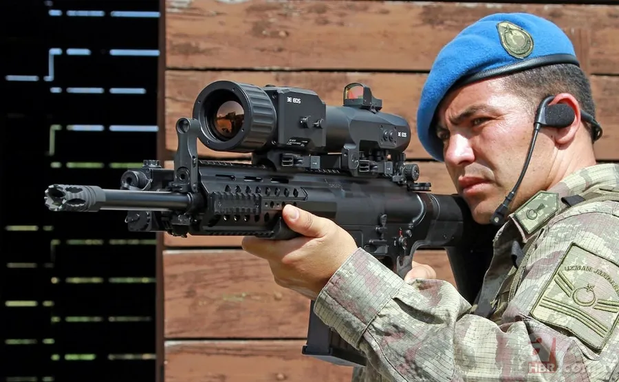 Türkiye’nin ilk milli piyade tüfeği MPT-76 Tokat’ta görücüye çıktı 20