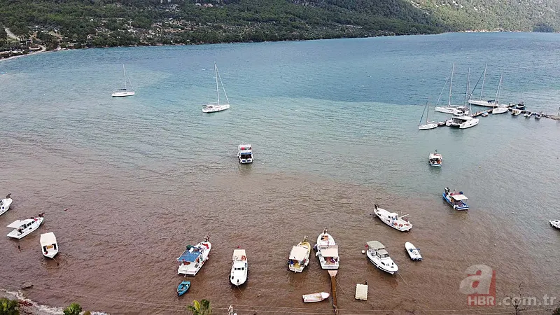 Ünlü tatil merkezi Bodrum'da sağanak! Cadde sokaklar göle döndü 15