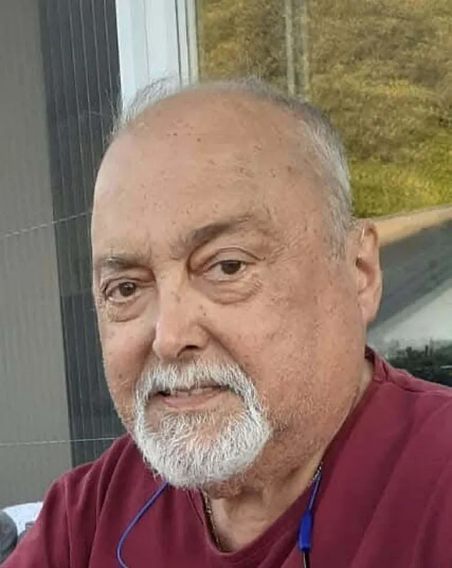 selcuk-alagozun-cenazesi-alkislarla-ugurlandi-1754485922050.jpeg Kaynak: DHA