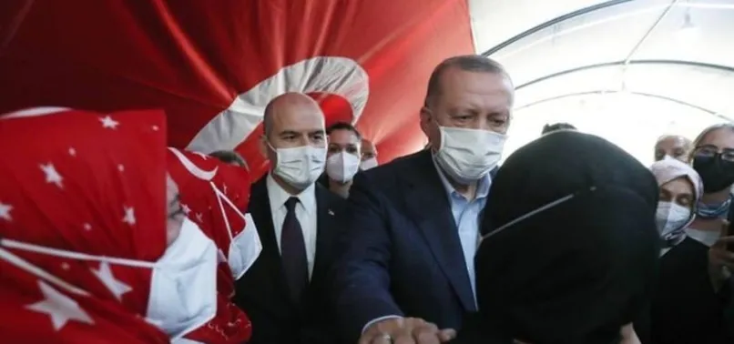 Başkan Erdoğan'dan Diyarbakır'daki evlat nöbetinin yıl dönümüne özel paylaşım: Diyarbakır Anneleri'ni selamlıyorum