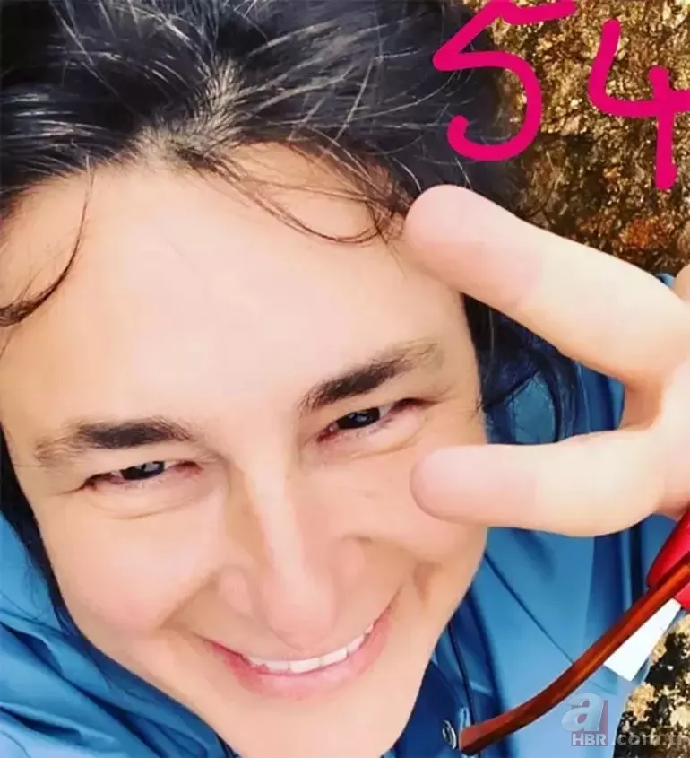Esra Dermancıoğlu takipçilerini geçmişe götürdü! Güzelliğini gören dönüp bir daha baktı 5
