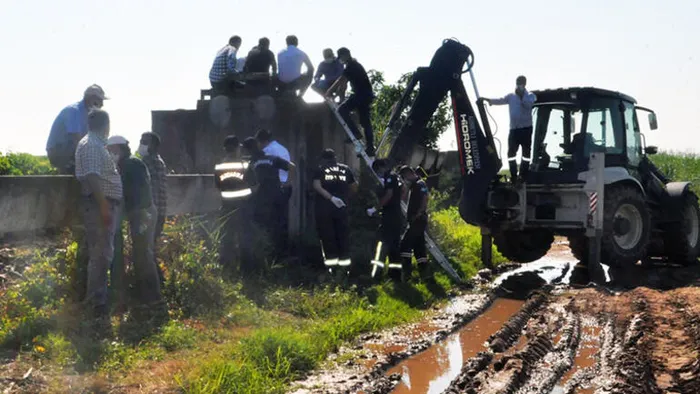 Manisa’da sulama kanalı dubasında erkek cesedi bulundu - 2