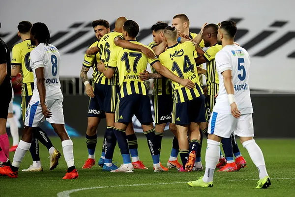 fenerbahce-bb-erzurumsporu-maglup-ederek-sampiyonluk-umudunu-surdurdu-1620070775847.jpg Fenerbahçe, BB Erzurumspor'u mağlup ederek şampiyonluk umudunu sürdürdü - 2
