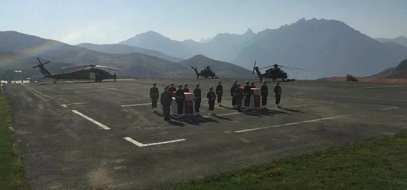 Hakkari'de şehit düşen askerler Emre Büyükyıldırım ile Mustafa Ahmet Demir memleketlerine uğurlandı