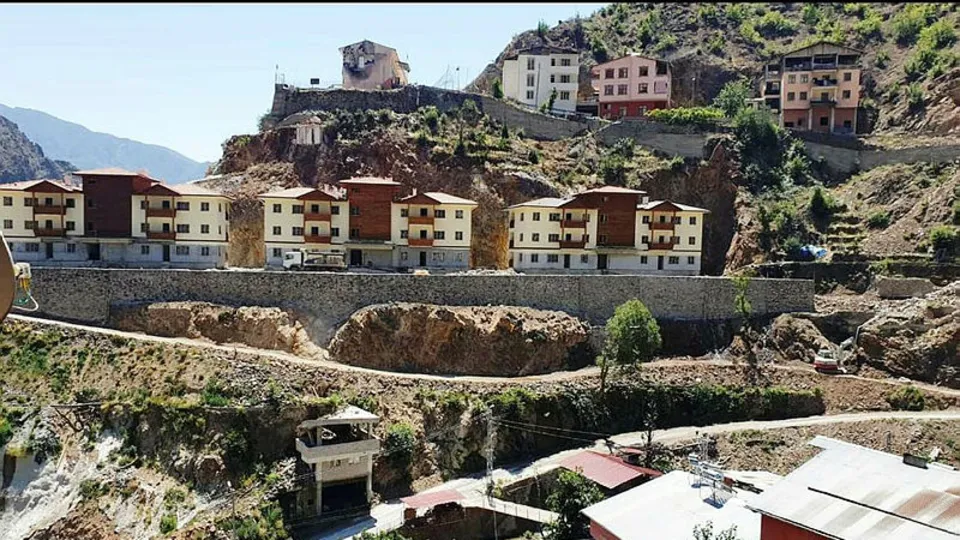 Artvin'de yangın felaketinin üzerinden sadece 18 ay geçti! Devlet mağdur halkına yeni bir hayatı işte böyle sundu