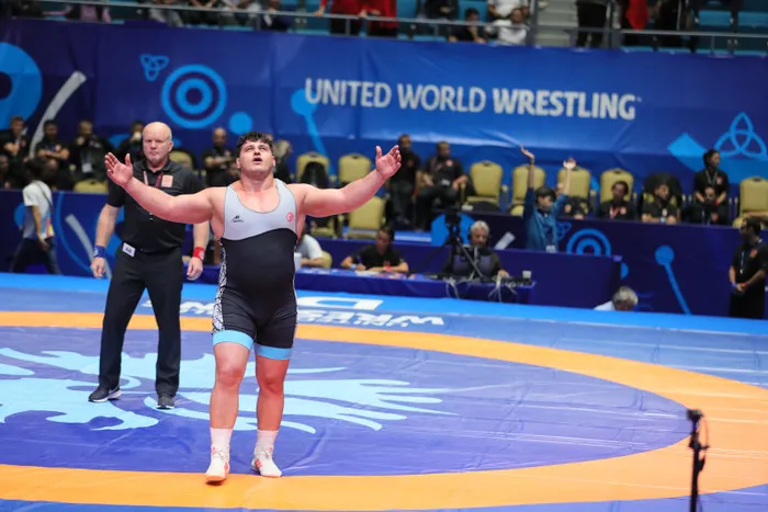 Doktor hatası milli güreşçi Rıza Kayaalp için Paris 2024’ü zora soktu