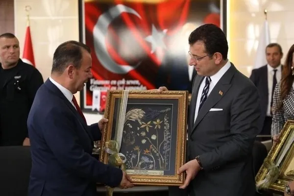 CHP Lideri Kemal Kılıçdaroğlu Ekrem İmamoğlu ve Tanju Özcan’ın biletini kesti! Yerel seçimlerde aday göstermeyecek