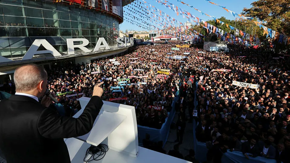Başkan Erdoğan Ankara Spor Salonu önünde Gökbey'i işaret etti! Laf değil icraat üretiyoruz