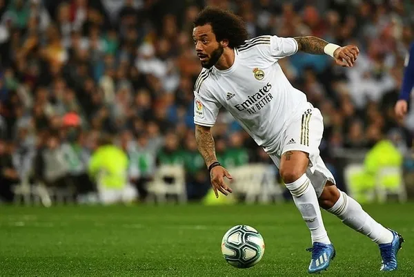 1622915591602.jpg Rafael Benitez dünya yıldızı isimle Fenerbahçe'nin başına geliyor! Marcelo sarı lacivertli formayı giyecek - 4
