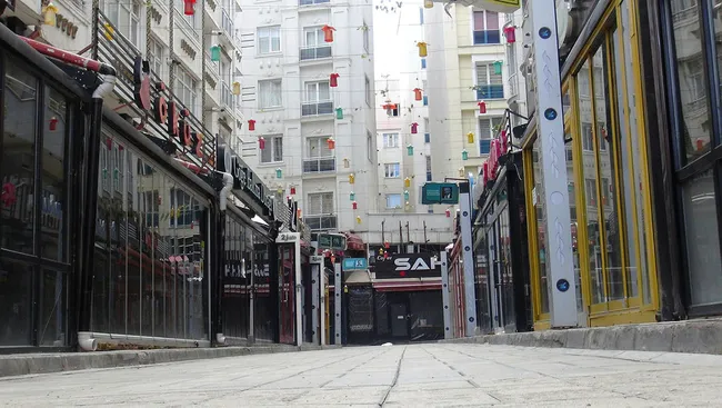 Van’da gösteri yürüyüşü ve açık hava toplantıları 15 gün yasaklandı