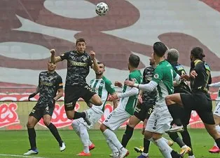 Konyaspor Göztepe maçı özeti ve goller! Süper Lig 19. haftada kıran kırana geçen mücadele