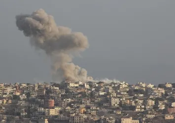 Ateşkes kağıt üzerinde kaldı! İsrail'den Lübnan ve Gazze'ye bombardıman