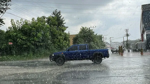 1660065274082.jpg O illere sel ve dolu yağışı uyarısı! Meteoroloji'nin uyarısı sonrası etkisini gösteriyor! İstanbul ve Ankara için saat verildi... Güncel hava durumu - 3
